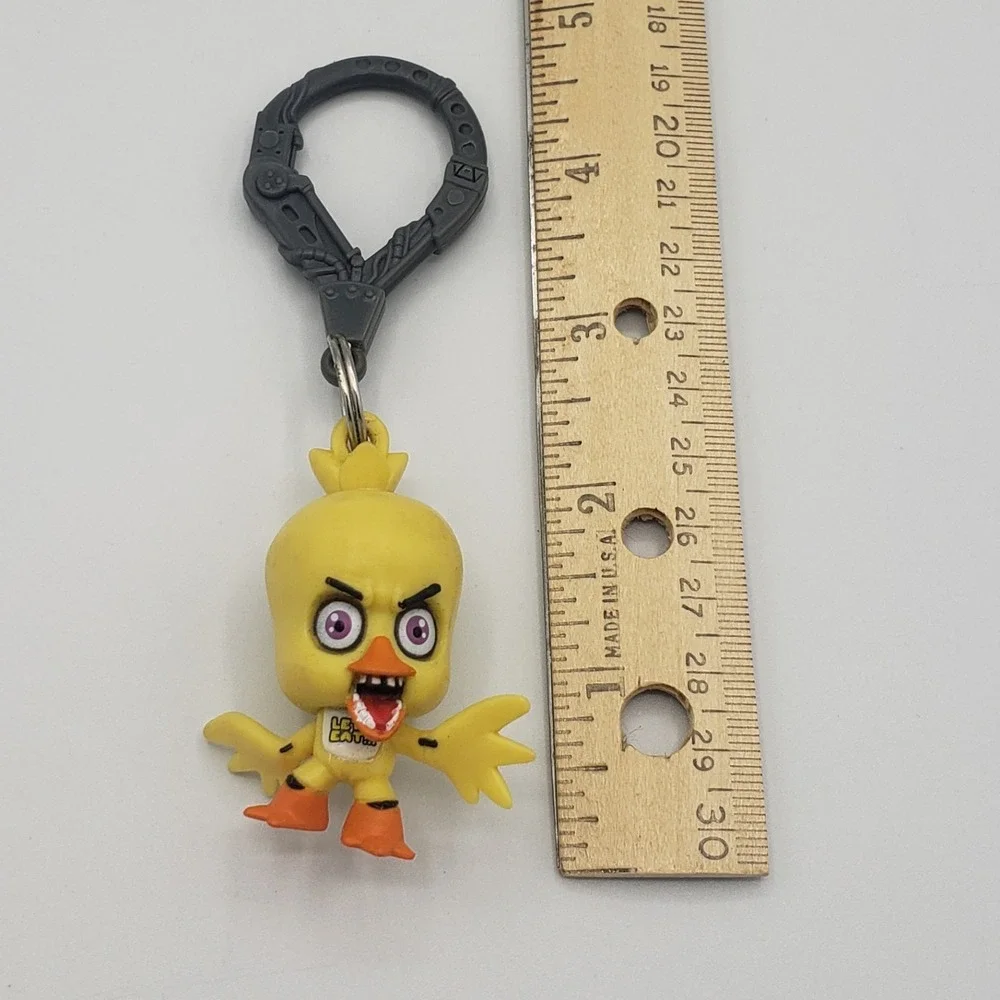 FIVE NIGHTS AT FREDDY'S CHICA‎ BACK PACK HANGER/ KEY CHAIN  2015
